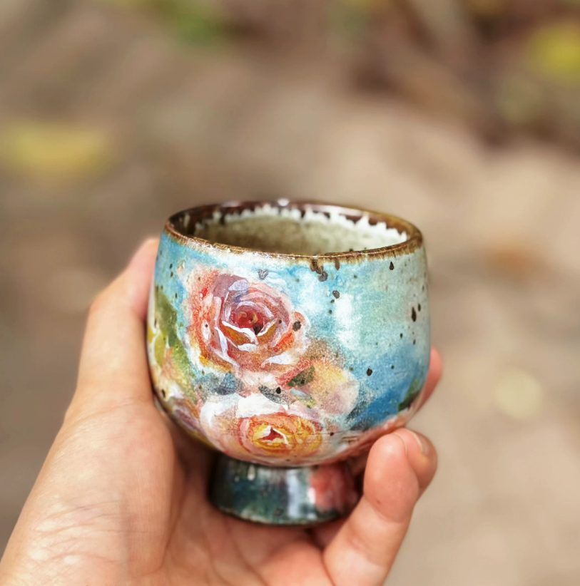 Golden Lily Oil-Painted Tea Cup