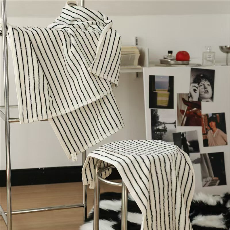 Cotton Striped Bath Towel Combed Cotton Soft Absorbent Towel