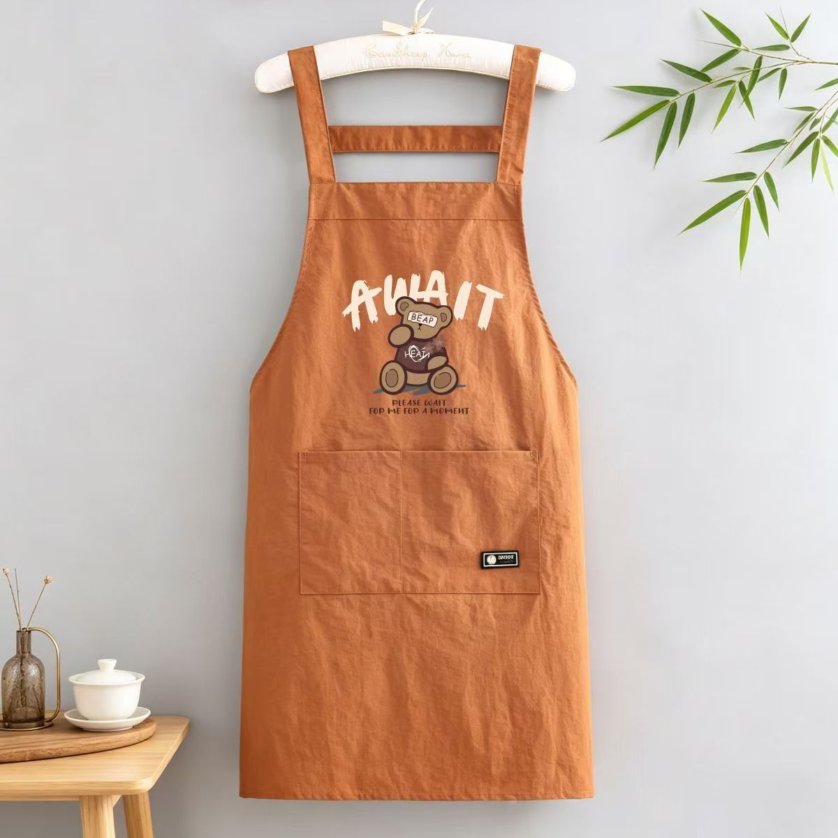 Cute Bear Print Kitchen Apron – Women’s Bib Apron with Pocket, Casual Cooking Baking Apron for Kitchen, Cleaning & Home Use