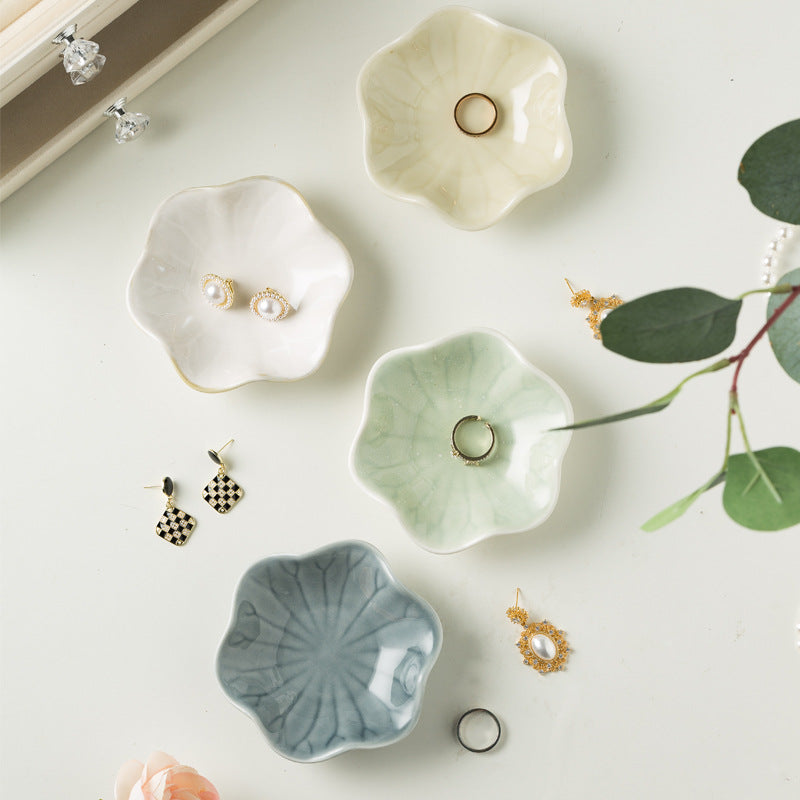 Ceramic Flower Jewelry Dish – Wavy Petal Trinket Tray Decorative Vanity Storage