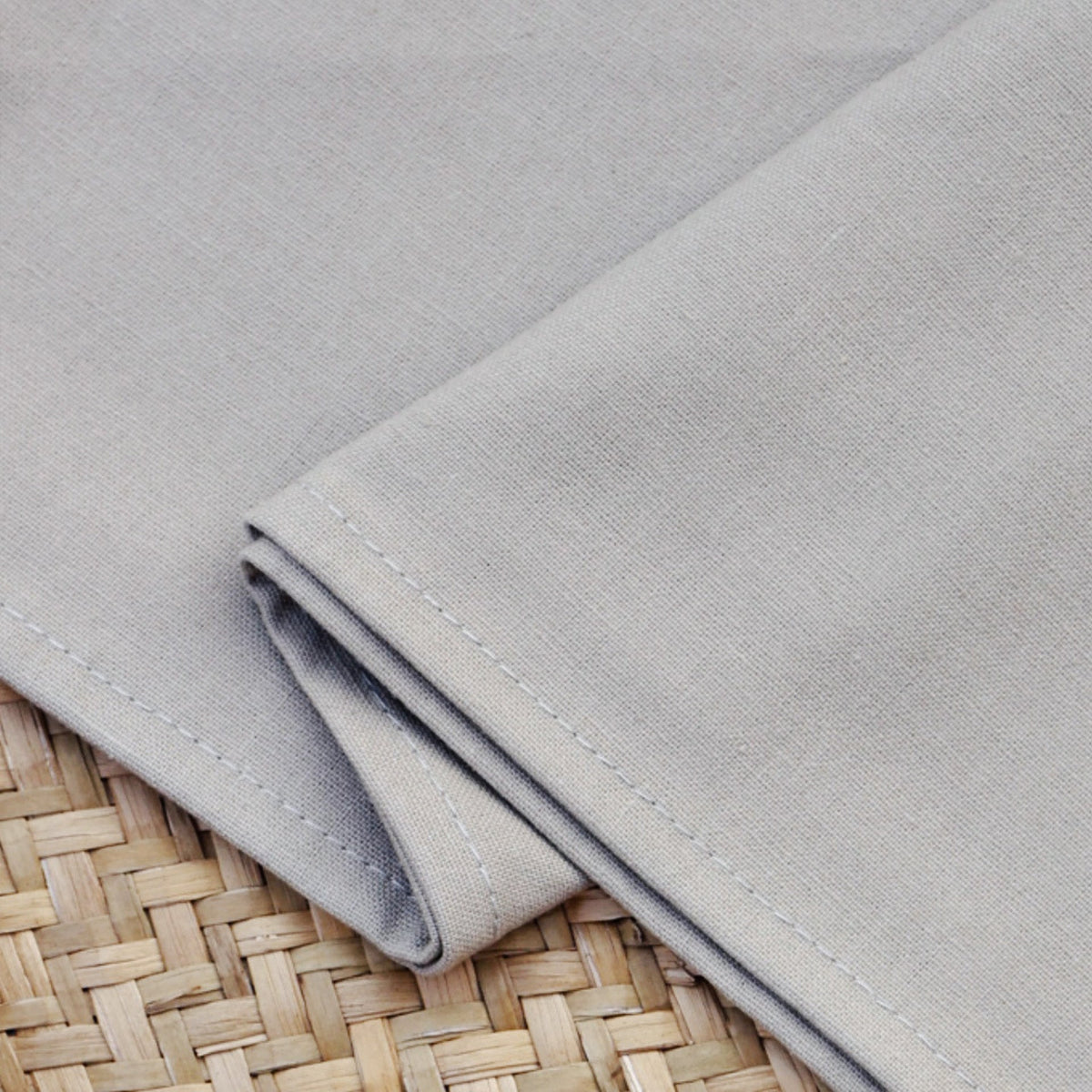 Linen Cotton Cloth Dinner Napkin for Everyday and Wedding Tables