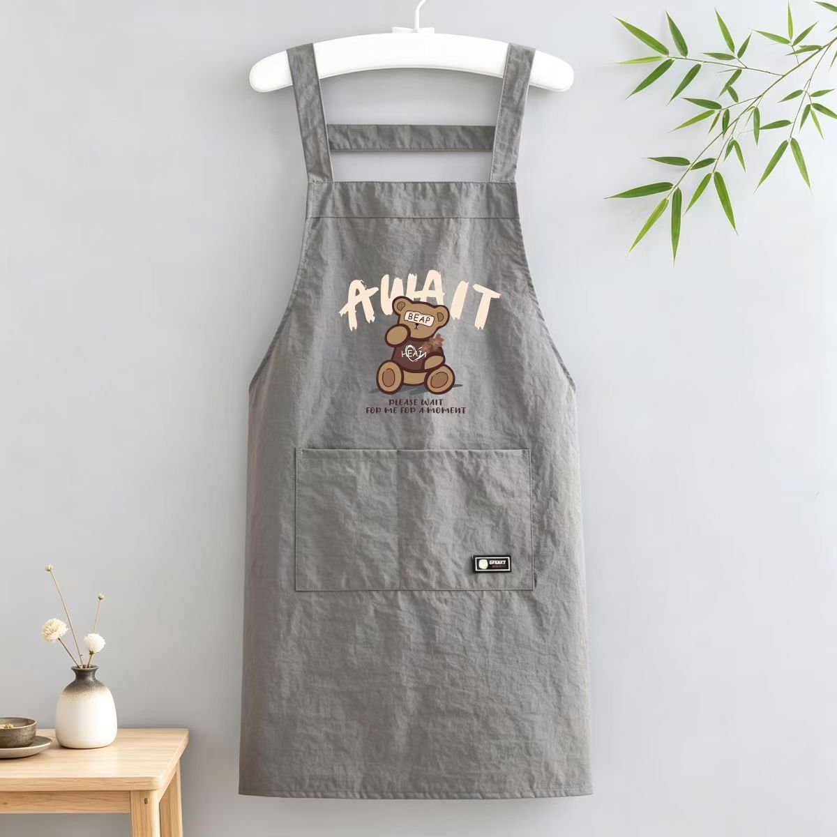 Cute Bear Print Kitchen Apron – Women’s Bib Apron with Pocket, Casual Cooking Baking Apron for Kitchen, Cleaning & Home Use