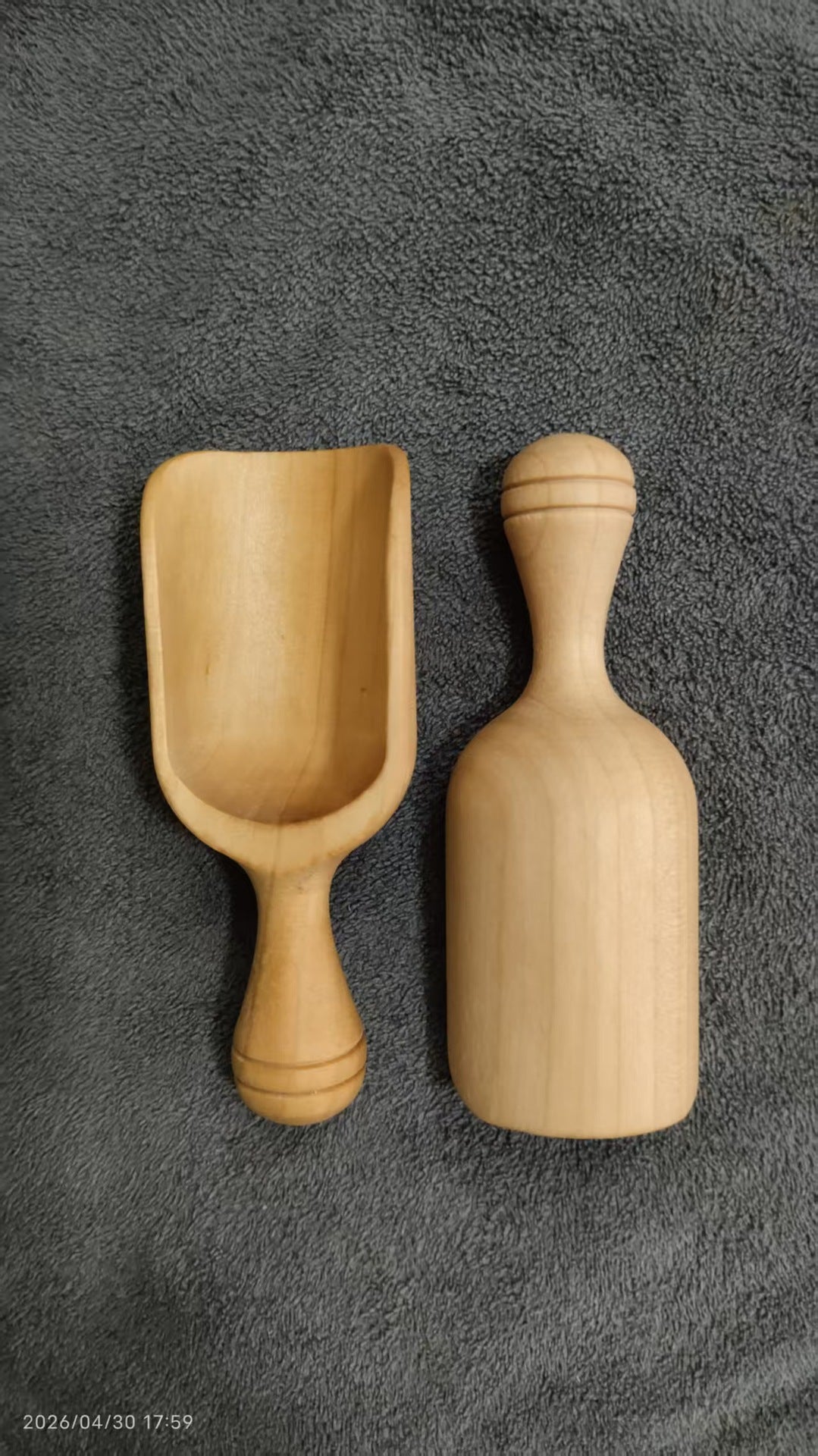 Small Solid Wood Scoop with Short Handle for Tea, Coffee and Dry Goods