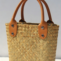 Mini Woven Straw Square Bag – Structured Handmade Style Purse with Natural Grass Texture
