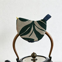 Bird Fabric Pot Handle Cover - Floral Padded Kitchen Handle Protector for Teapot & Pan