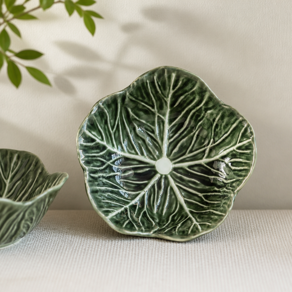 Creative Green Leaf Ceramic Bowl Decorative Scalloped Rice Bowl
