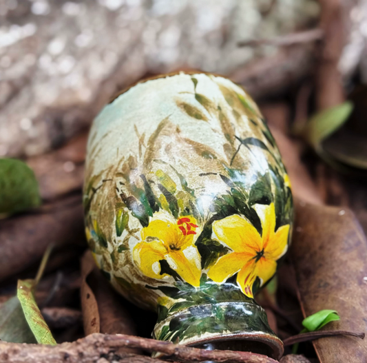 Golden Lily Oil-Painted Tea Cup