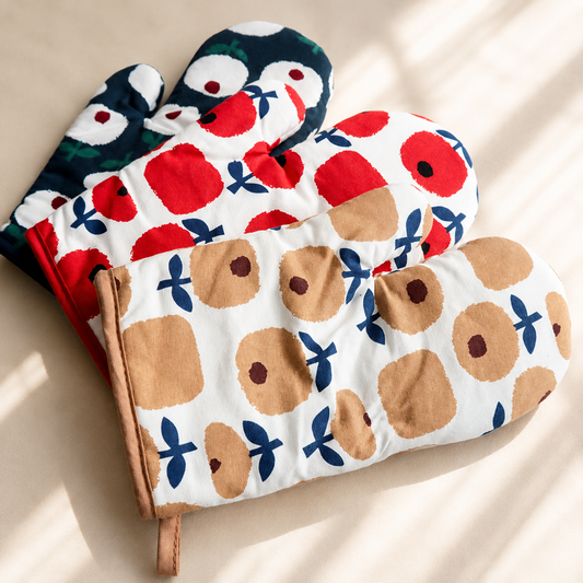 Quilted Heat-Resistant Kitchen Mitts for Baking, Oven Cooking, Microwave Use and Hot Pot Handling