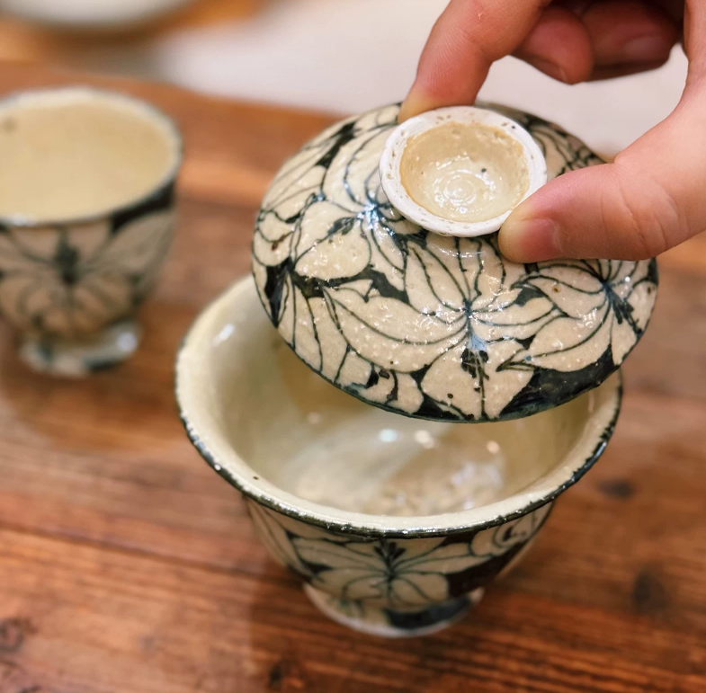 Lily Bloom Handpainted Tea Ceremony Set