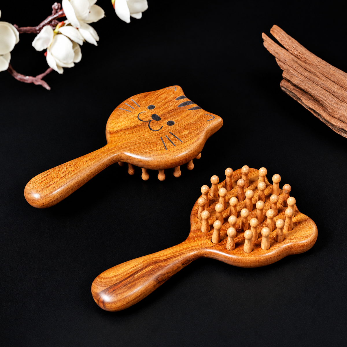 Wooden Cat Face Massage Brush Cute Kitty Scalp Massager with Rounded Teeth
