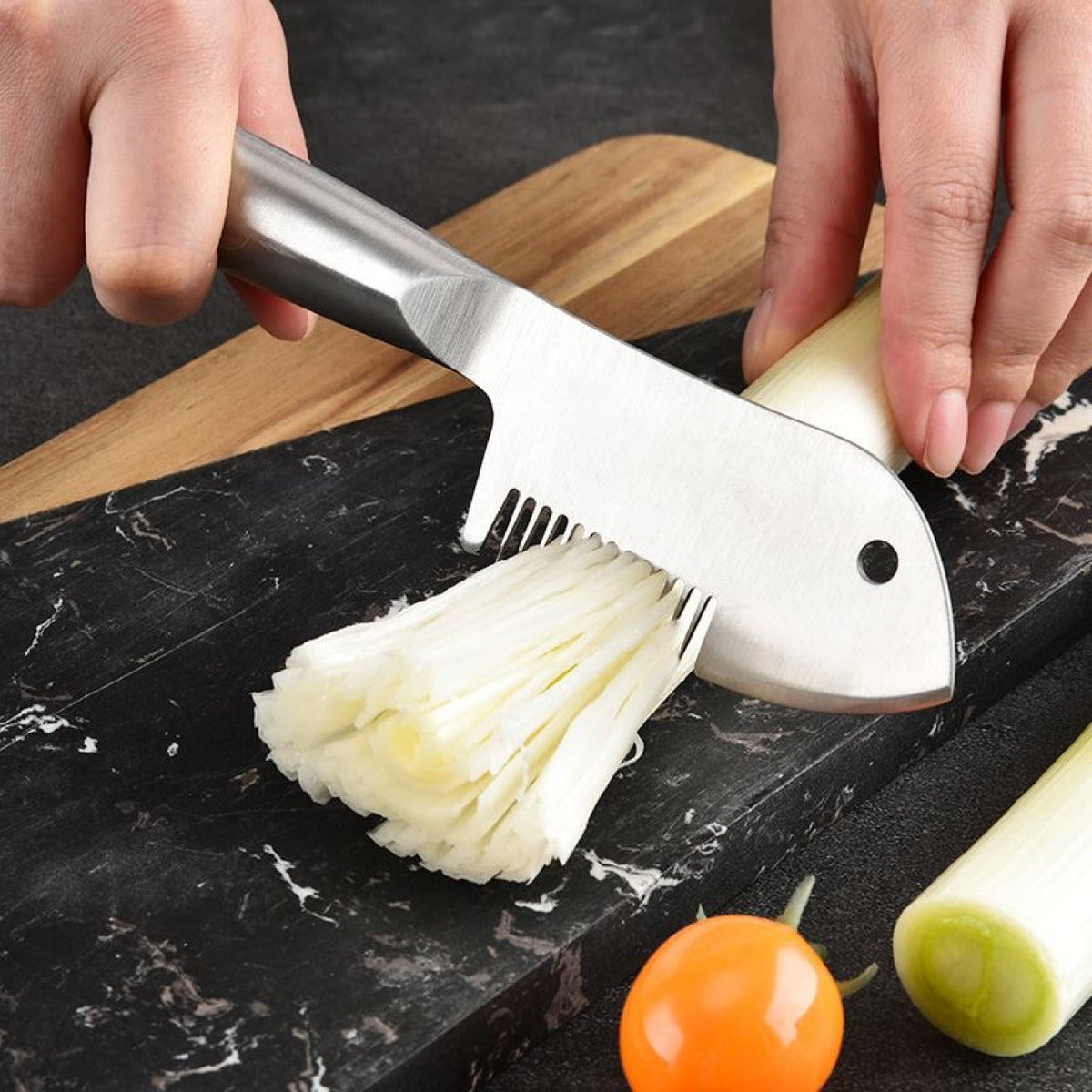 Stainless Steel Green Onion Shredder with Serrated Blade