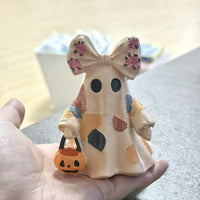 Patchwork Ghost Halloween – 10 cm Synthetic Resin Figurine for Spooky Table and Shelf Decor