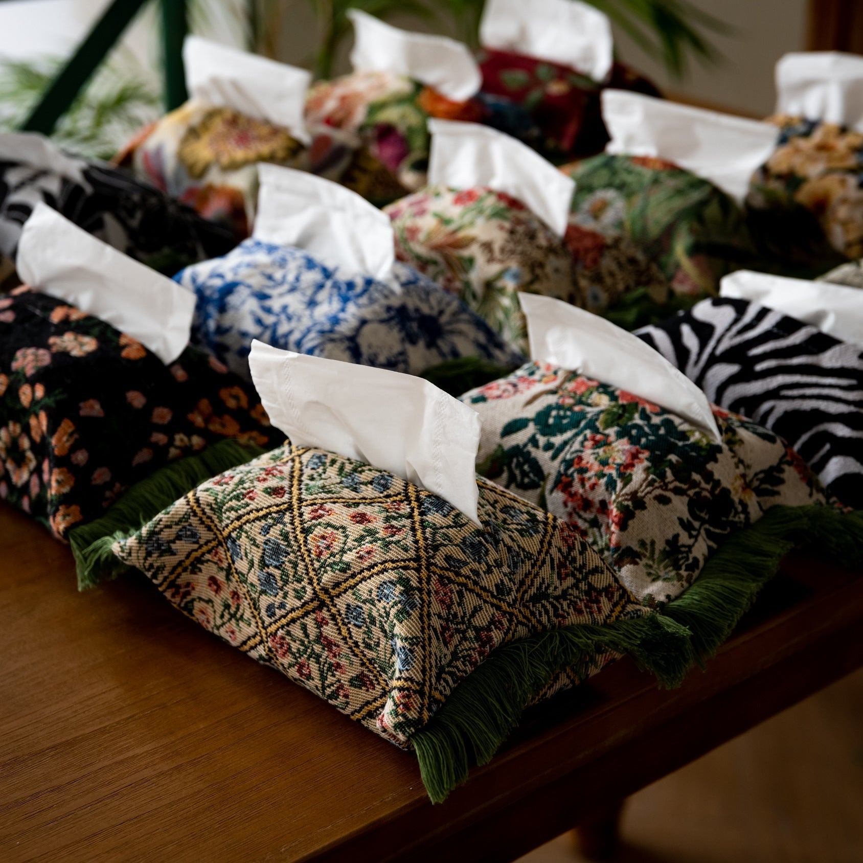 Classic Fabric Tissue Box Cover, European Style Tabletop Tissue Holder