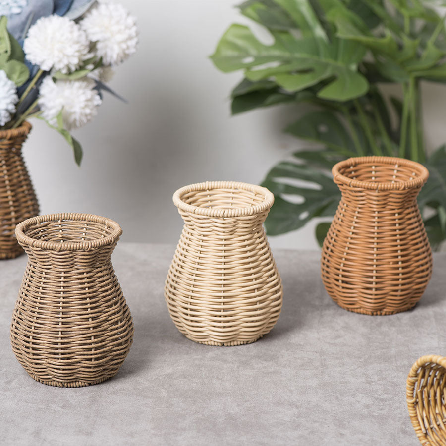 Handwoven Rattan Vase – Wicker Flower Pot Basket for Dried Flowers, Floral Arrangement, Home Decor & Table Centerpiece