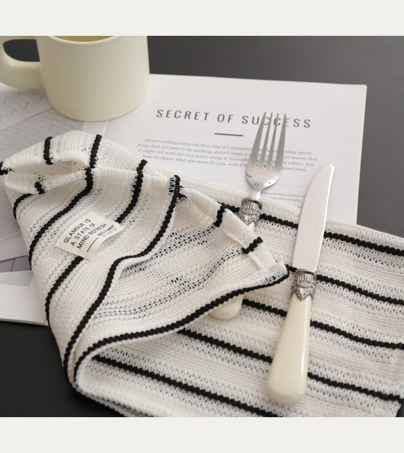 38 × 45 cm Striped Fabric Table Napkin – Soft Black & White Dining Cloth for Café, Restaurant, Kitchen, Breakfast & Home Table Setting
