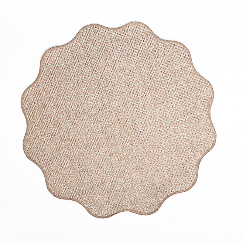 Scalloped Fabric Dining Placemat