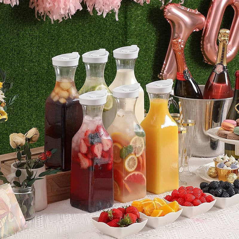 Plastic Juice Carafe with Lid, Leak Resistant Cold Water Pitcher