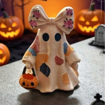 Patchwork Ghost Halloween – 10 cm Synthetic Resin Figurine for Spooky Table and Shelf Decor