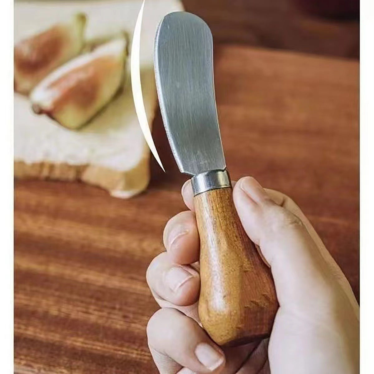 Self-Standing Butter Spreader Knife with Wooden Handle, 4.7 in