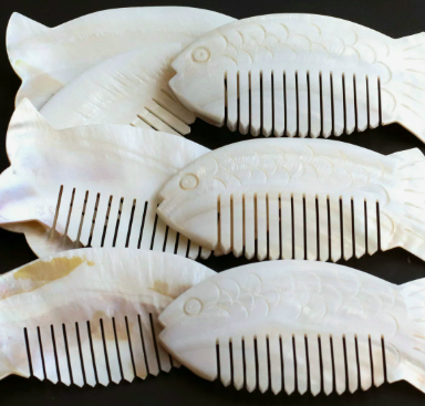 Natural Shell Fish Shape Hair Comb, Scalp Massage Gua Sha Tool