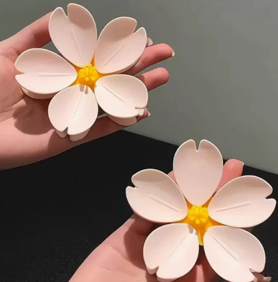 Cherry Blossom Magnetic Food Sealing Clip