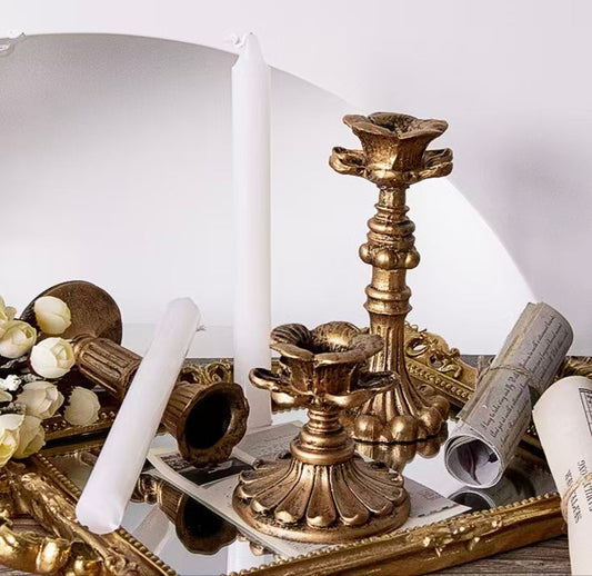 Classic Vintage Nostalgic Candleholder Decor, Heavy Duty Exquisite Iron Ornament
