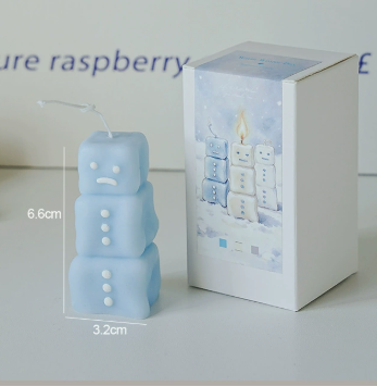 Cute Snowman Shaped Scented Candle Christmas Decorative Holiday Gift