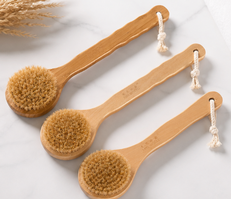 Natural Wooden Bath Brush with Boar Bristles – Long Handle Body Brush for Shower, Exfoliating & Pet Grooming