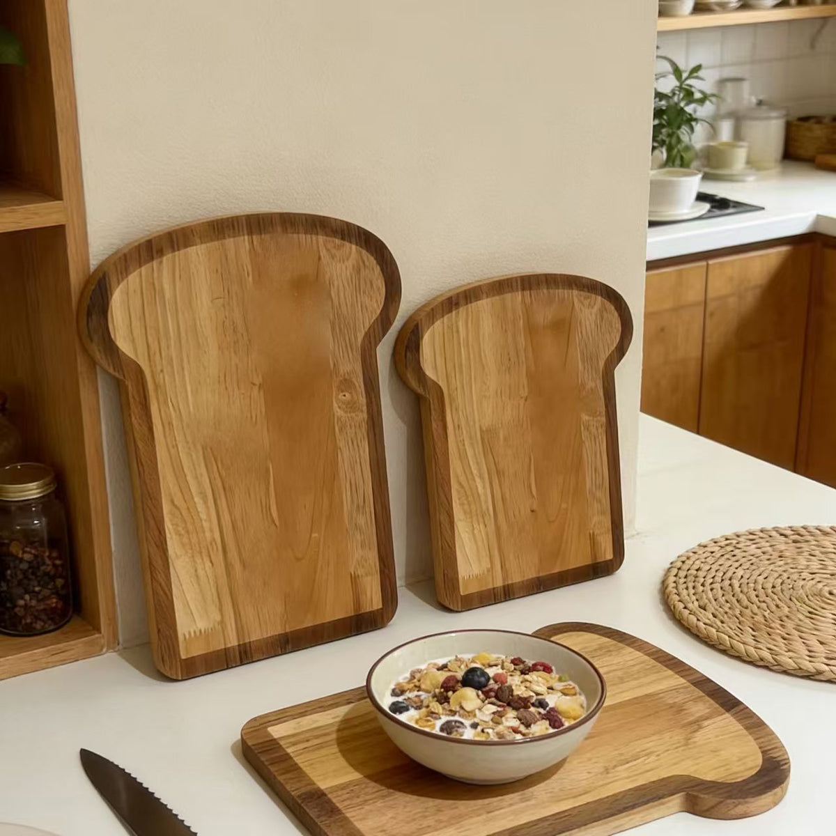 Rubber Wood Bread Shape Cutting Board Kitchen Chopping Board
