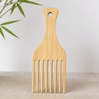 Solid Wood Hair Comb – Vintage Wide-Tooth Comb for Men’s Pompadour, Retro Hairstyle
