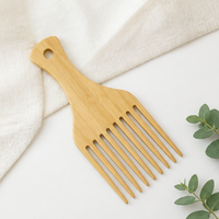 Solid Wood Hair Comb – Vintage Wide-Tooth Comb for Men’s Pompadour, Retro Hairstyle