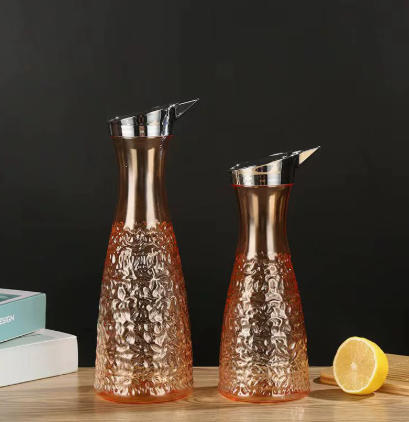 Heat Resistant Shatter Resistant Beverage Jug for Home and Dining